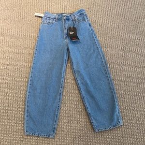 LEVI’s ballon leg jeans size 26